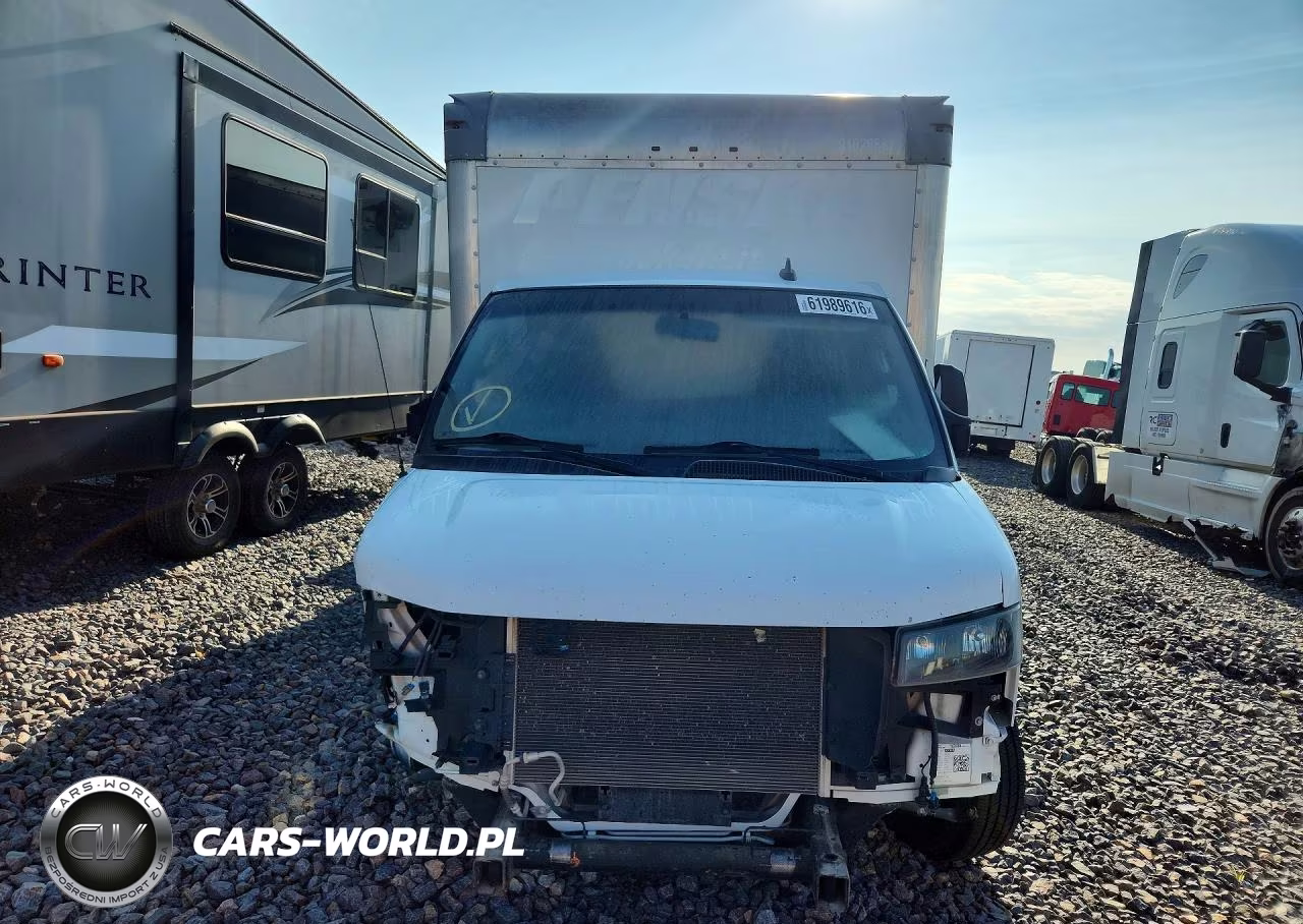 2022 GMC Savana Box Truck VIN:7GZ37TC71NN007927 - 5