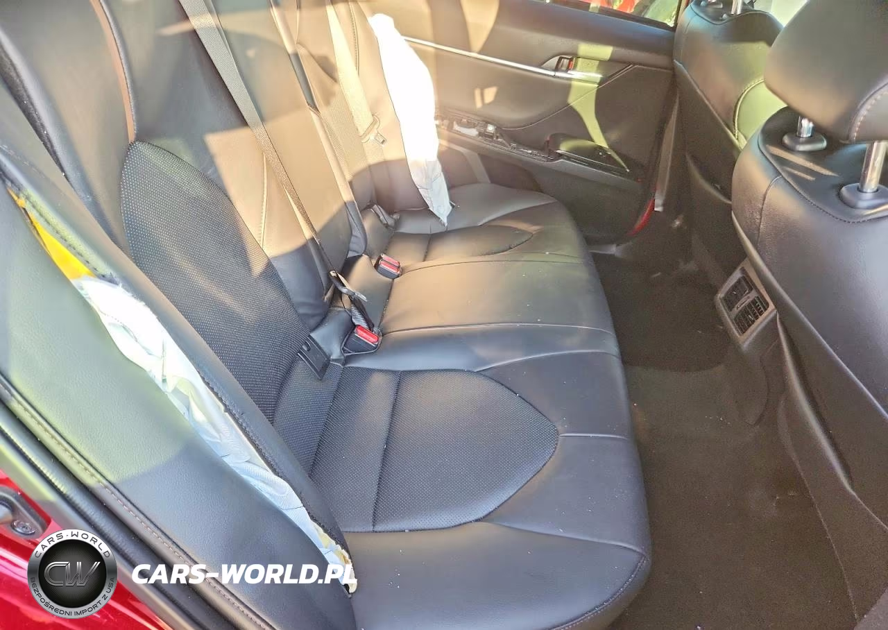 2020 Toyota Camry Xle VIN:4T1F11AKXLU948363 - 10