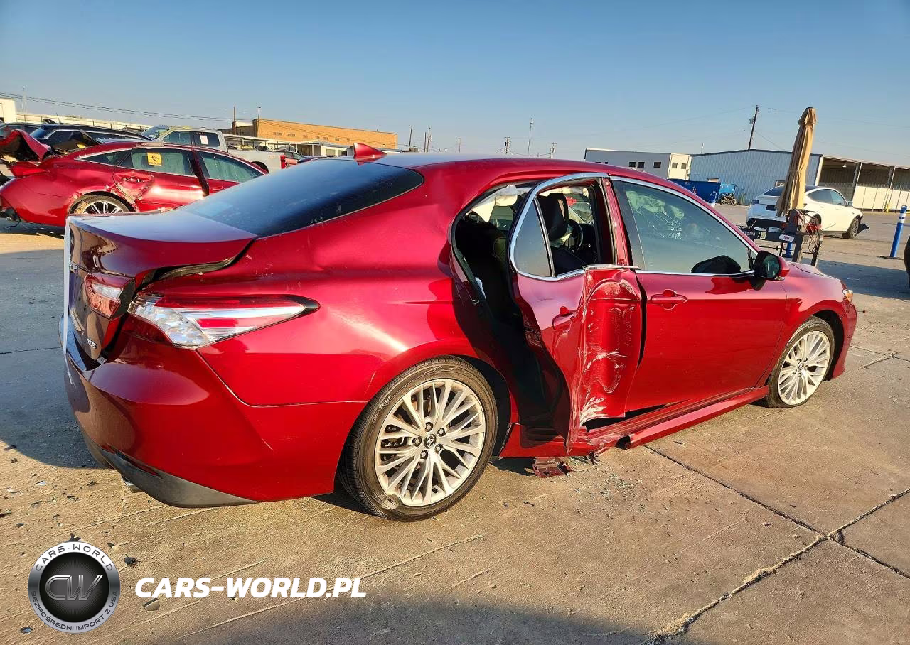 2020 Toyota Camry Xle VIN:4T1F11AKXLU948363 - 3