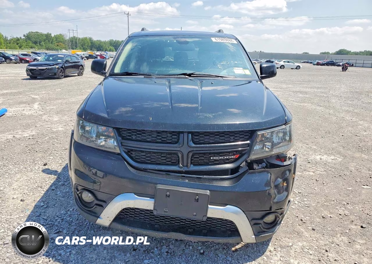 2018 Dodge Journey Crossroad VIN:3C4PDDGG4JT514869 - 5