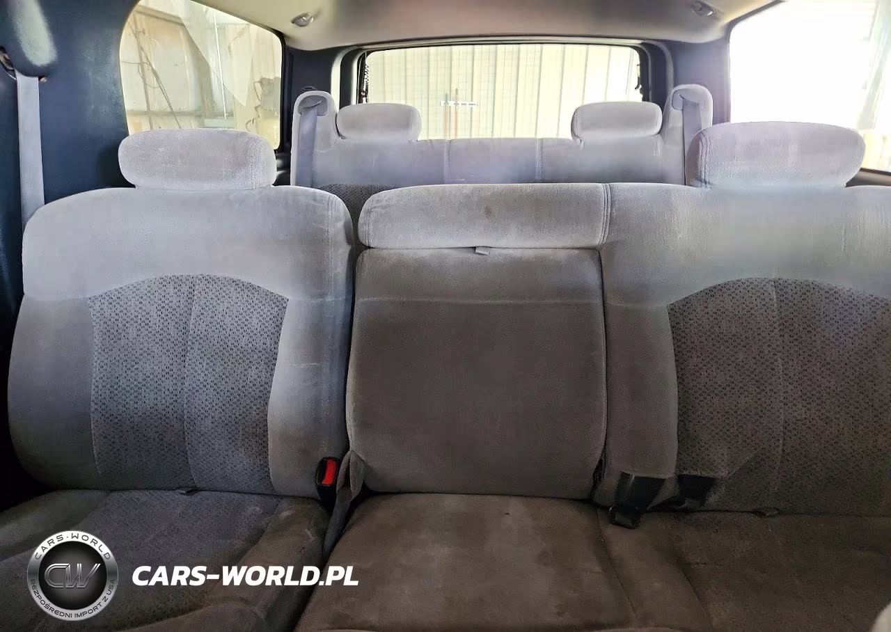 2001 Chevrolet Suburban K1500 VIN:3GNFK16T81G196608 - 10