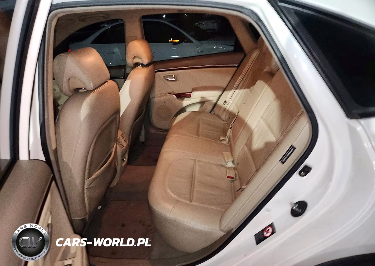 2008 Hyundai Azera Limited VIN:KMHFC46FX8A309240 - 10