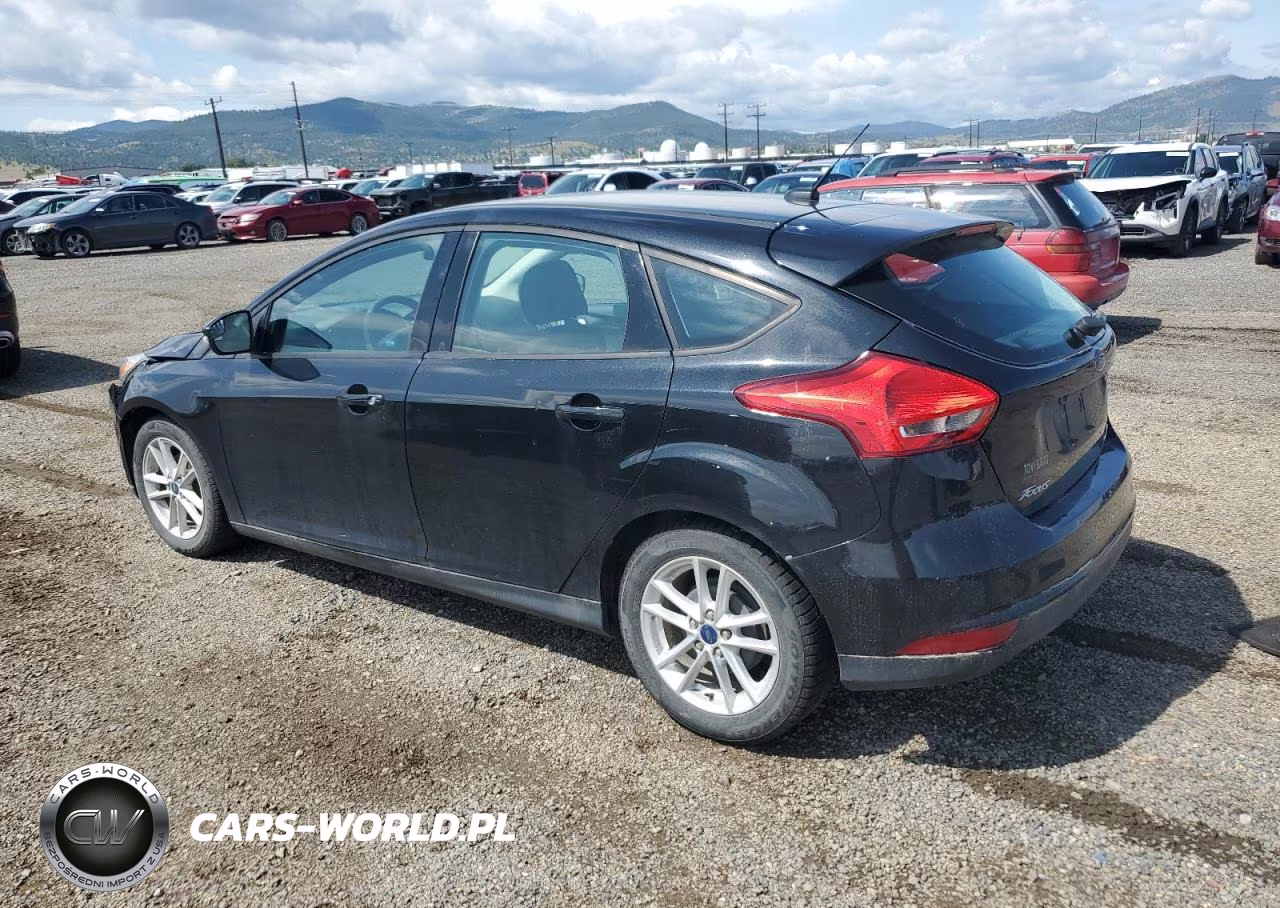 2015 Ford Focus Se VIN:1FADP3K22FL327154 - 2