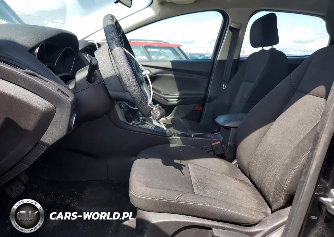 2015 Ford Focus Se VIN:1FADP3K22FL327154 - 7