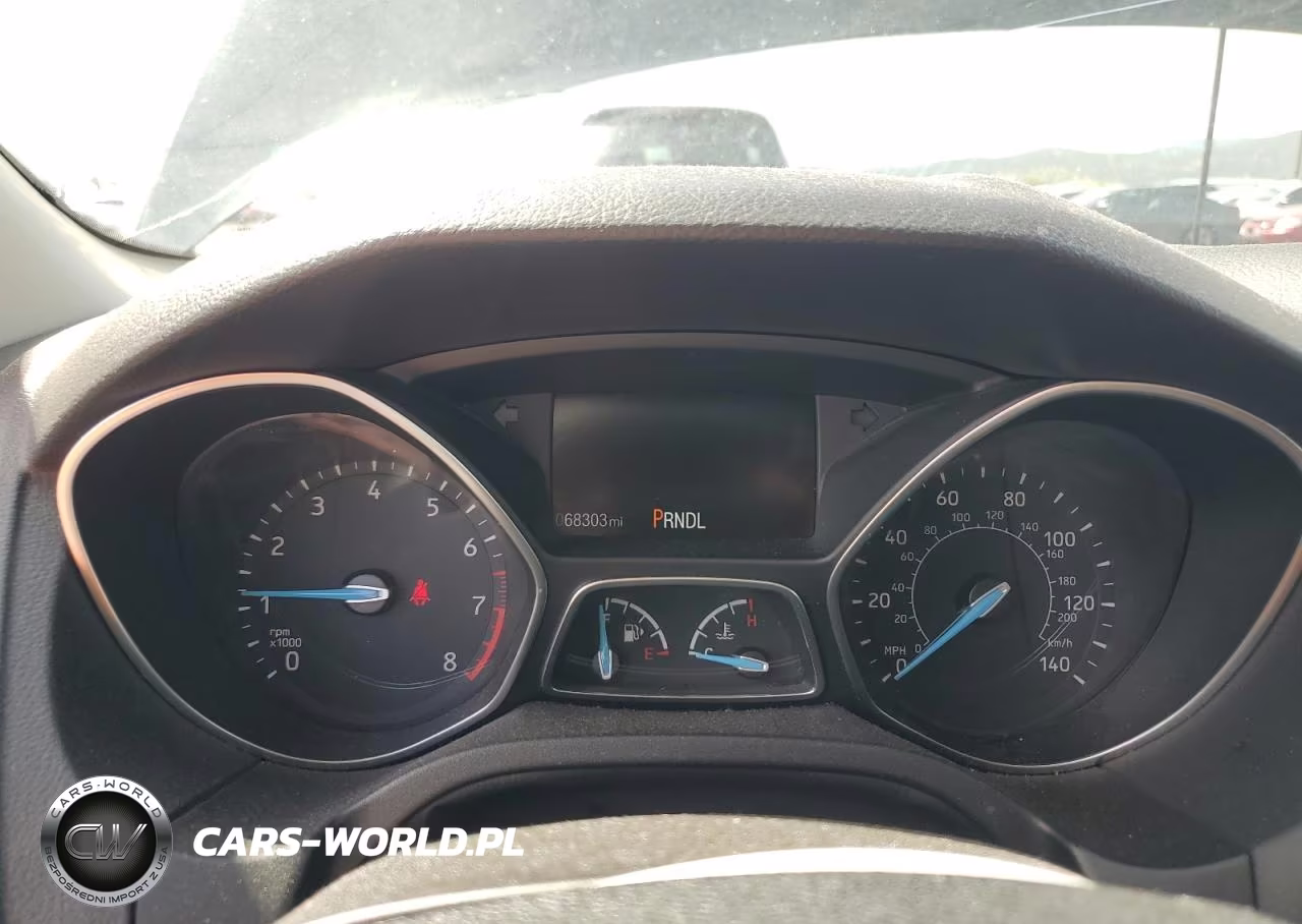 2015 Ford Focus Se VIN:1FADP3K22FL327154 - 9