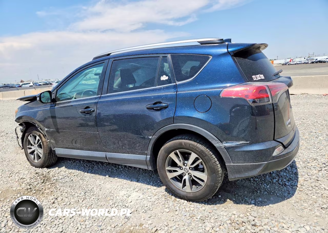 2017 Toyota Rav4 Xle VIN:2T3RFREV0HW558159 - 2