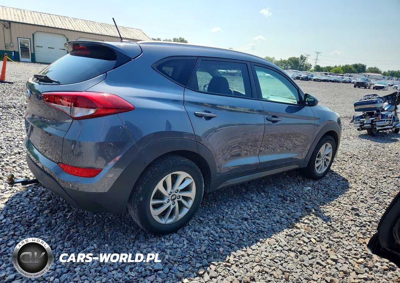 2016 Hyundai Tucson Se VIN:KM8J33A45GU104061 - 3