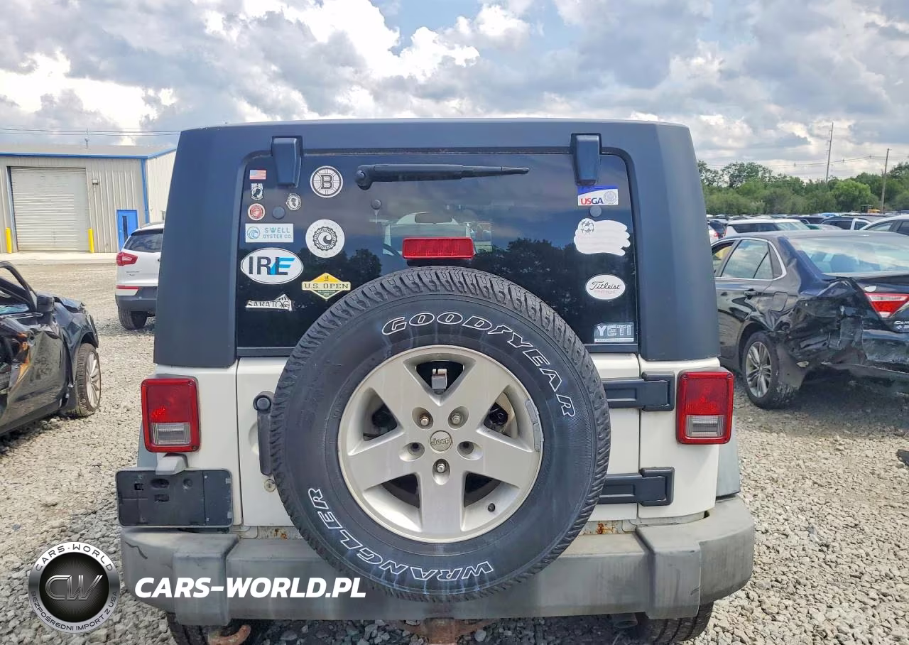 2009 Jeep Wrangler Jk Unlimited VIN:1J4GA39129L744018 - 6