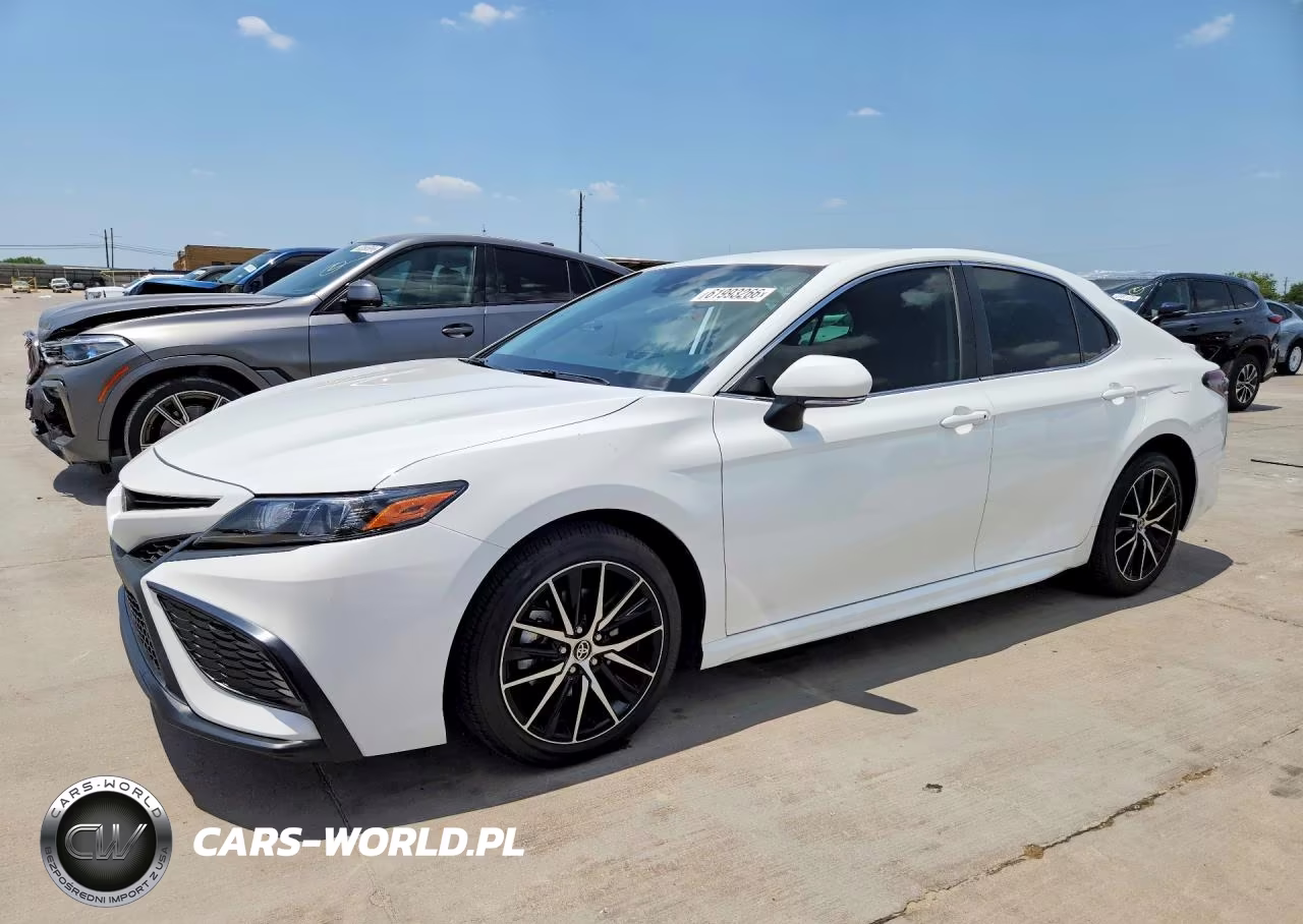 2024 Toyota Camry Se – zdjęcie 1 z 12