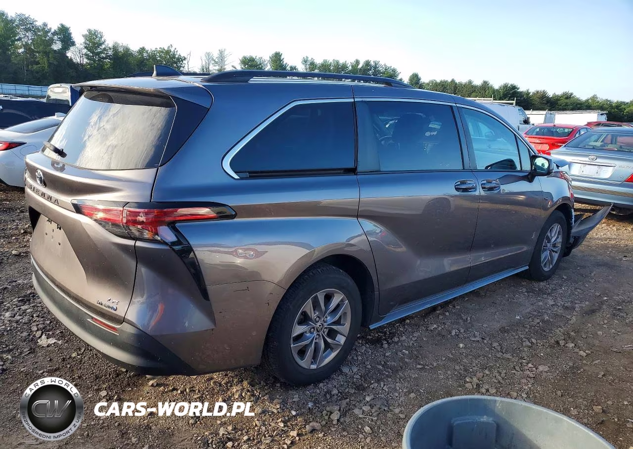 2022 Toyota Sienna Le VIN:5TDKSKFC8NS042386 - 3