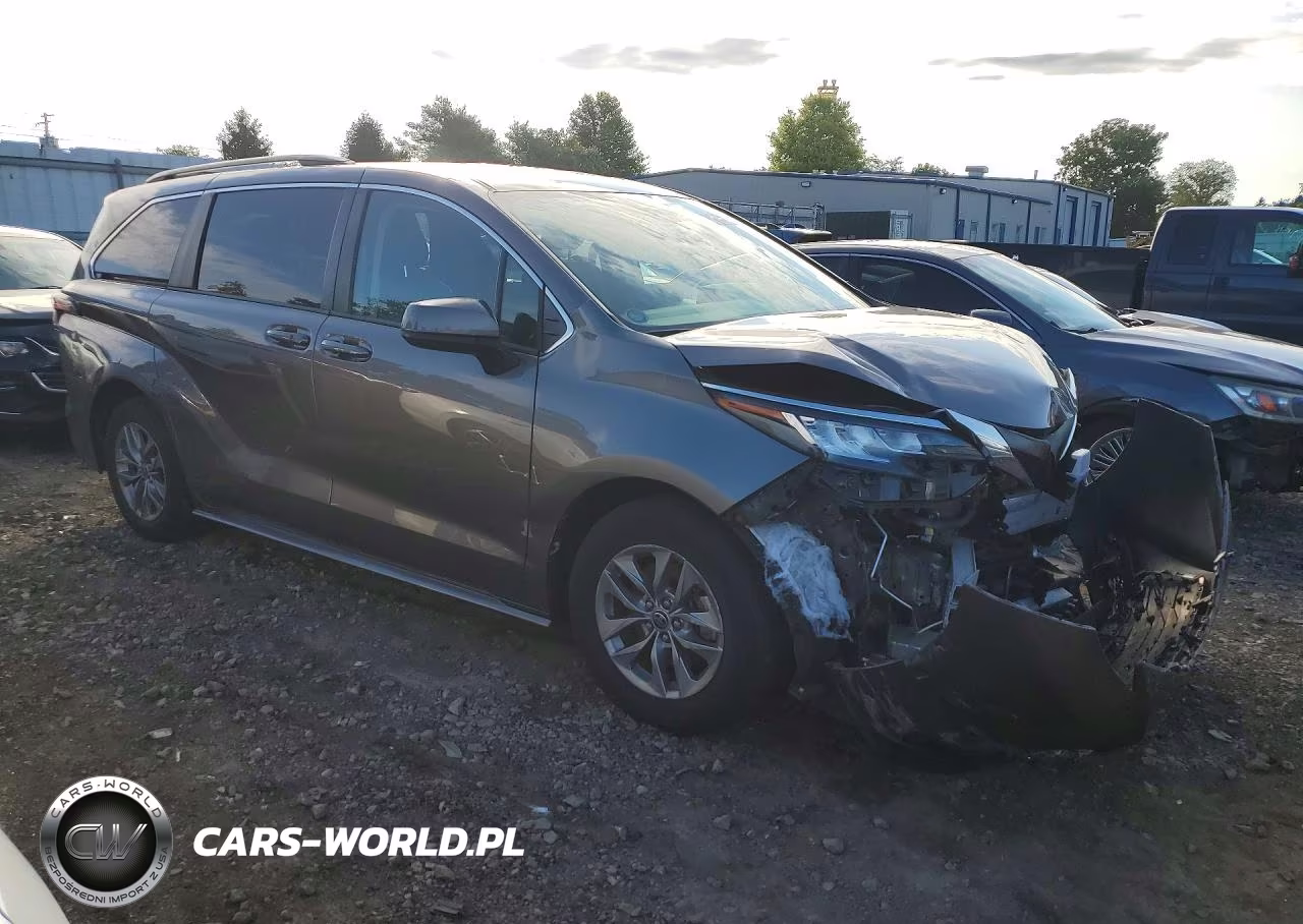 2022 Toyota Sienna Le VIN:5TDKSKFC8NS042386 - 4