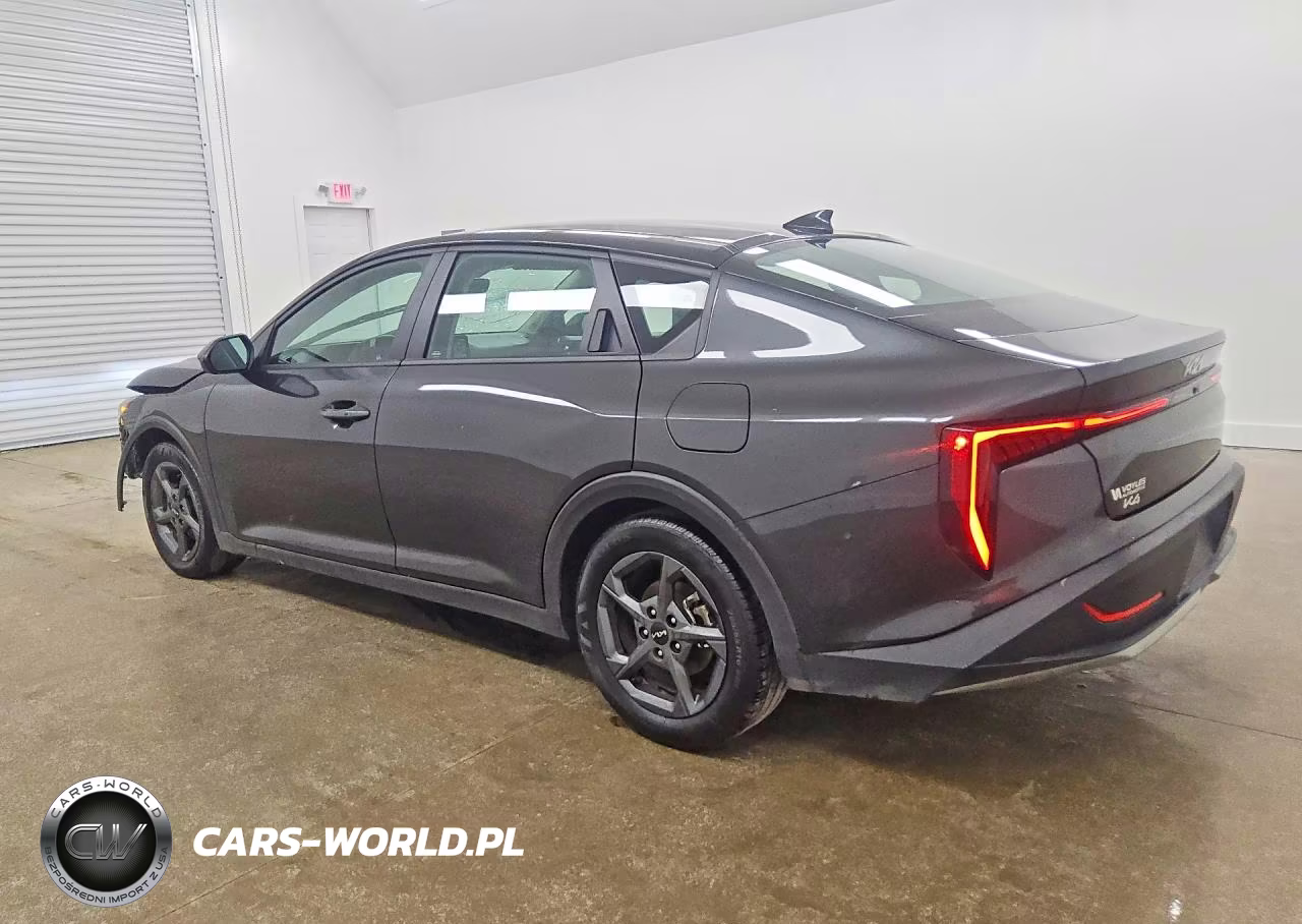 2025 Kia K4 Lxs VIN:3KPFT4DE7SE182773 - 2