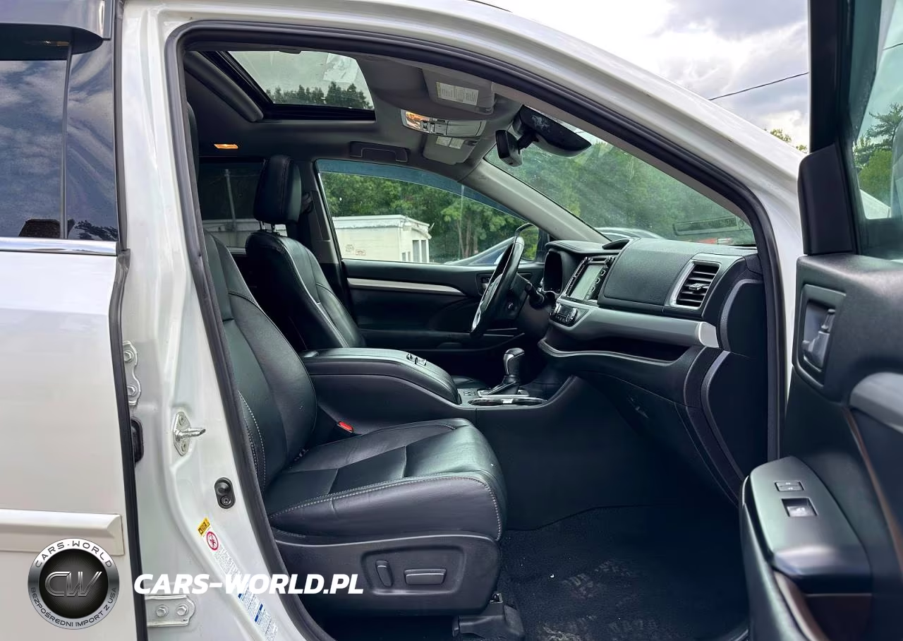 2018 Toyota Highlander Xle VIN:5TDJZRFH2JS816010 - 5