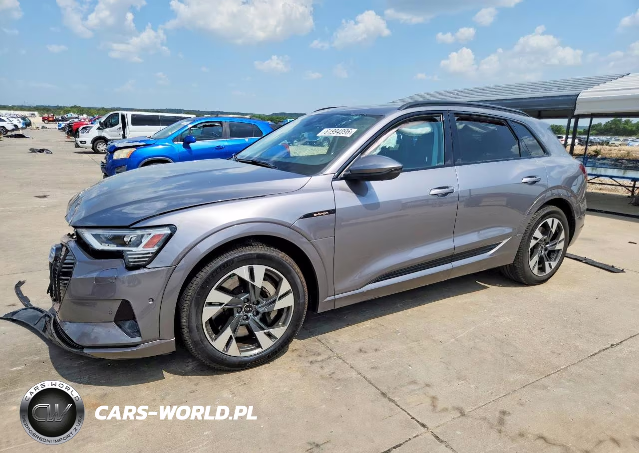 2021 Audi E-Tron Premium – zdjęcie 1 z 12