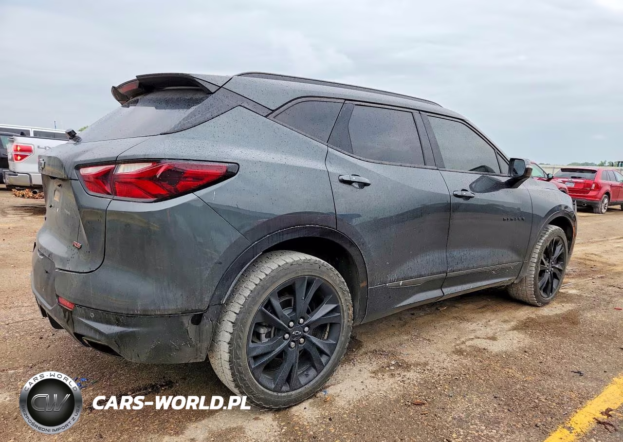 2020 Chevrolet Blazer Rs VIN:3GNKBERS3LS613299 - 3