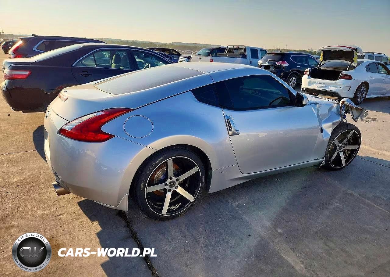 2017 Nissan 370Z Base VIN:JN1AZ4EHXHM953497 - 3