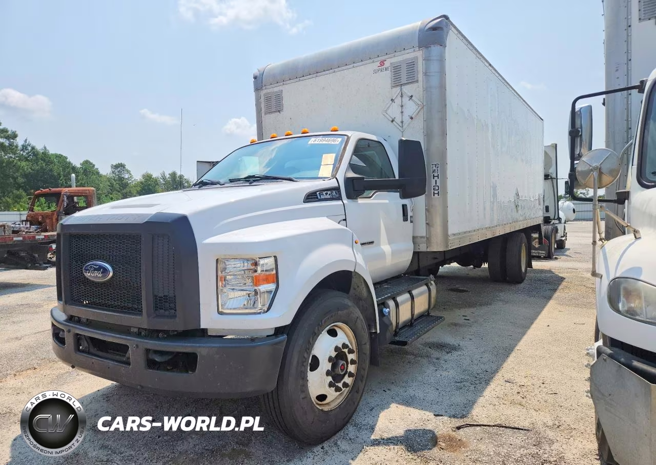 2019 Ford F750 Super Duty Box Truck