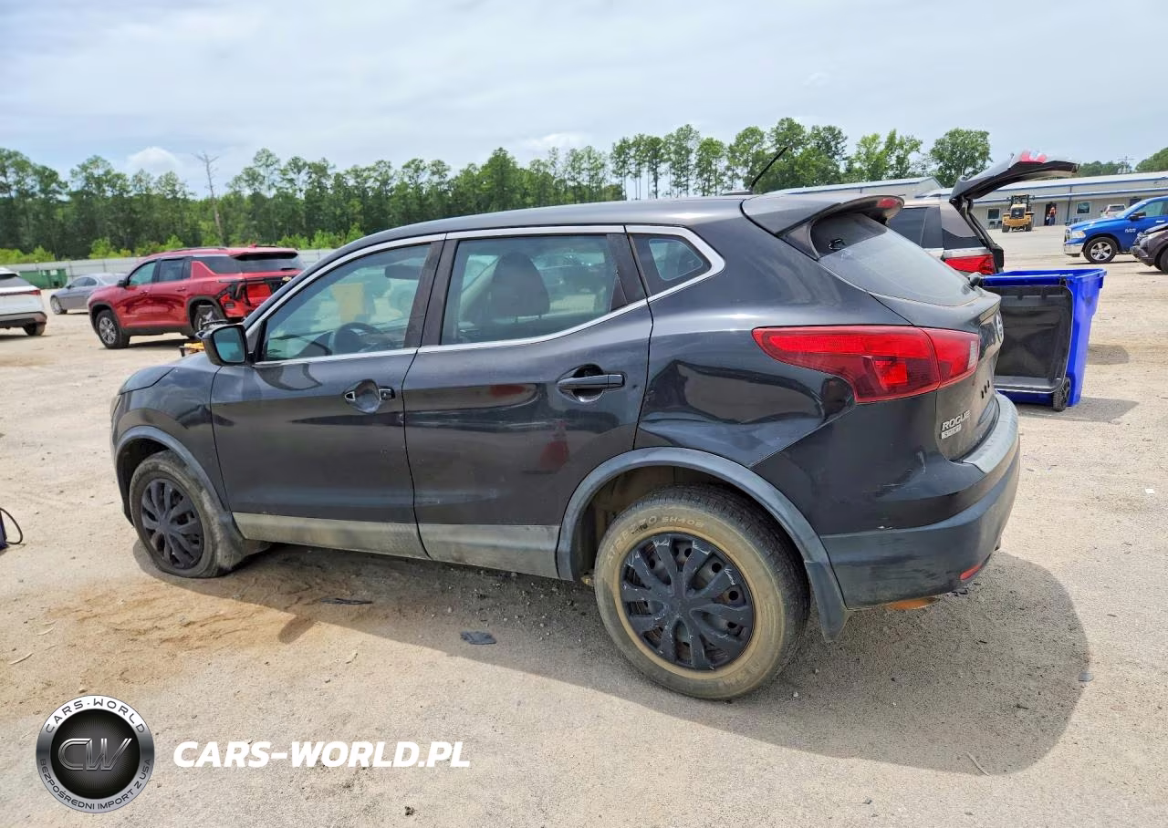 2018 Nissan Rogue Sport S VIN:JN1BJ1CP4JW104674 - 2