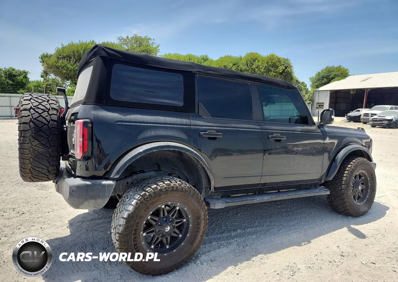 2022 Ford Bronco Base VIN:1FMDE5BH3NLB16362 - 3