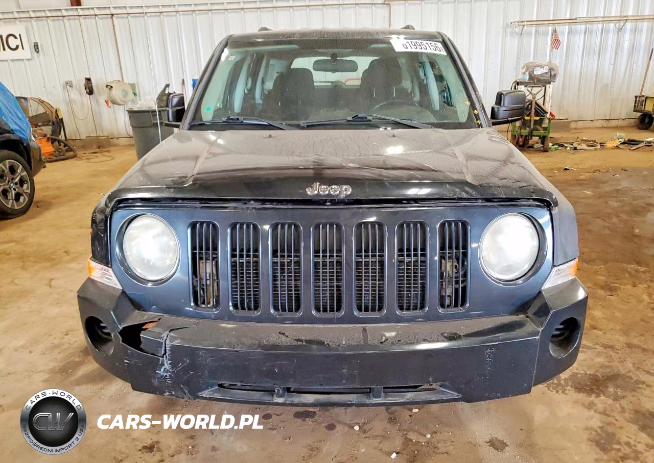 2010 Jeep Patriot Sport VIN:1J4NT2GA6AD525611 - 5