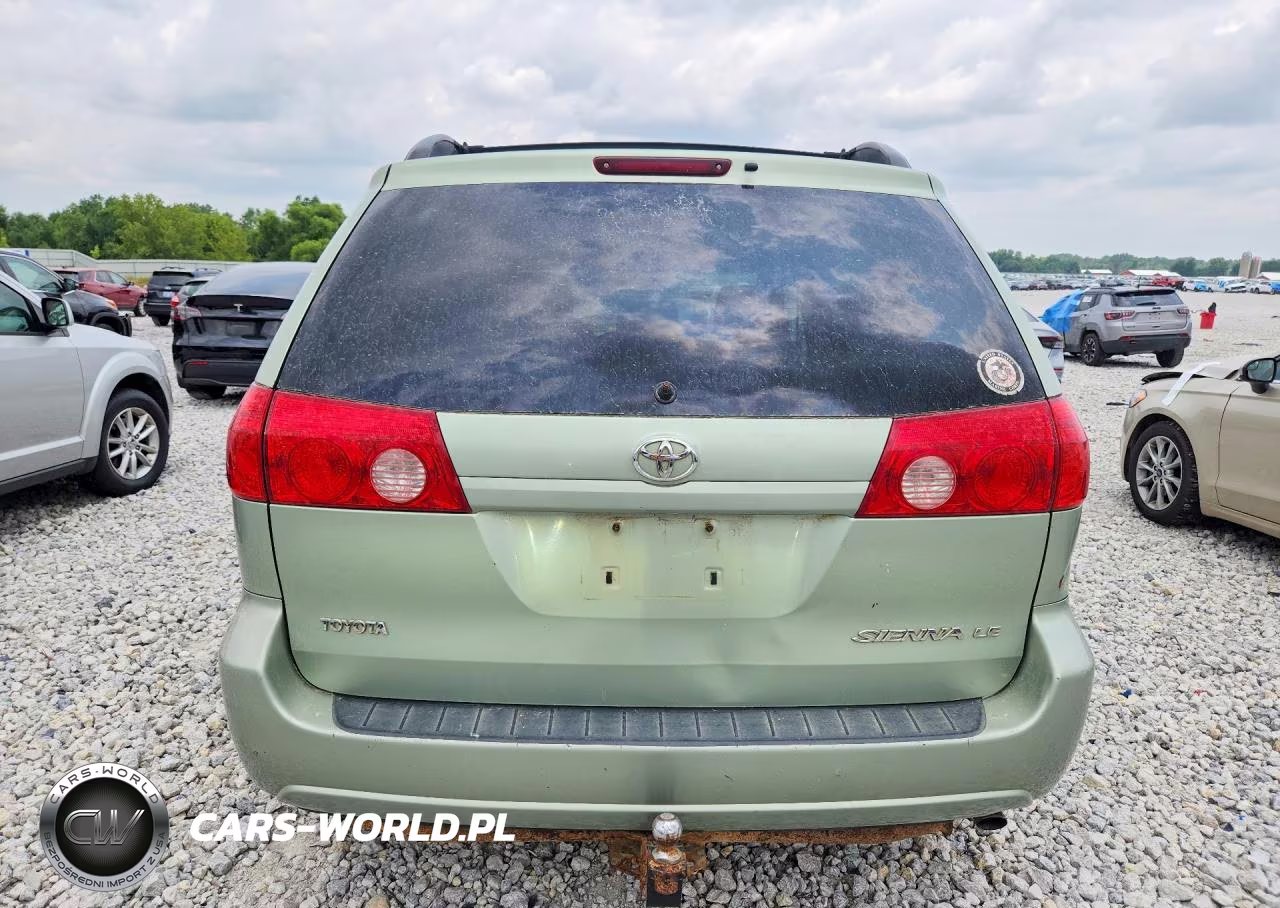2010 Toyota Sienna Le 8-Passenger VIN:5TDKK4CC8AS295105 - 6