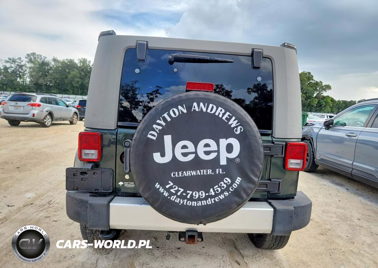 2010 Jeep Wrangler Unlimited Sahara VIN:1J4BA5H10AL174953 - 6