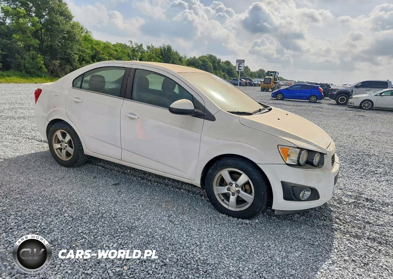 2012 Chevrolet Sonic Lt VIN:1G1JC5SH4C4125388 - 4