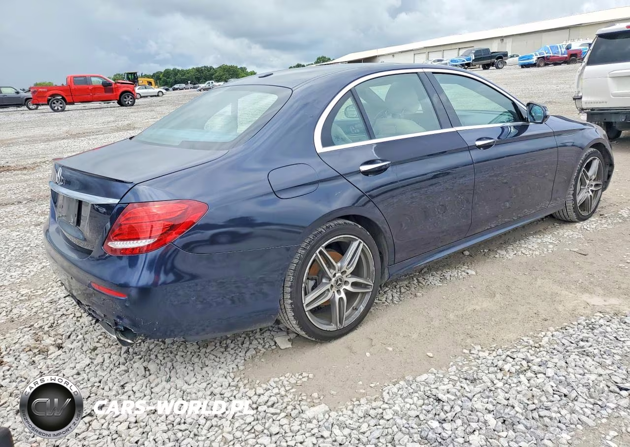 2018 Mercedes-Benz E 300 VIN:WDDZF4JB6JA408162 - 3