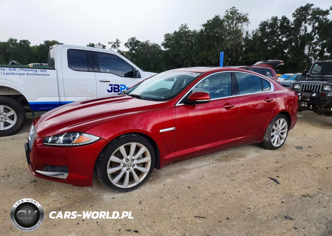 2012 Jaguar Xf