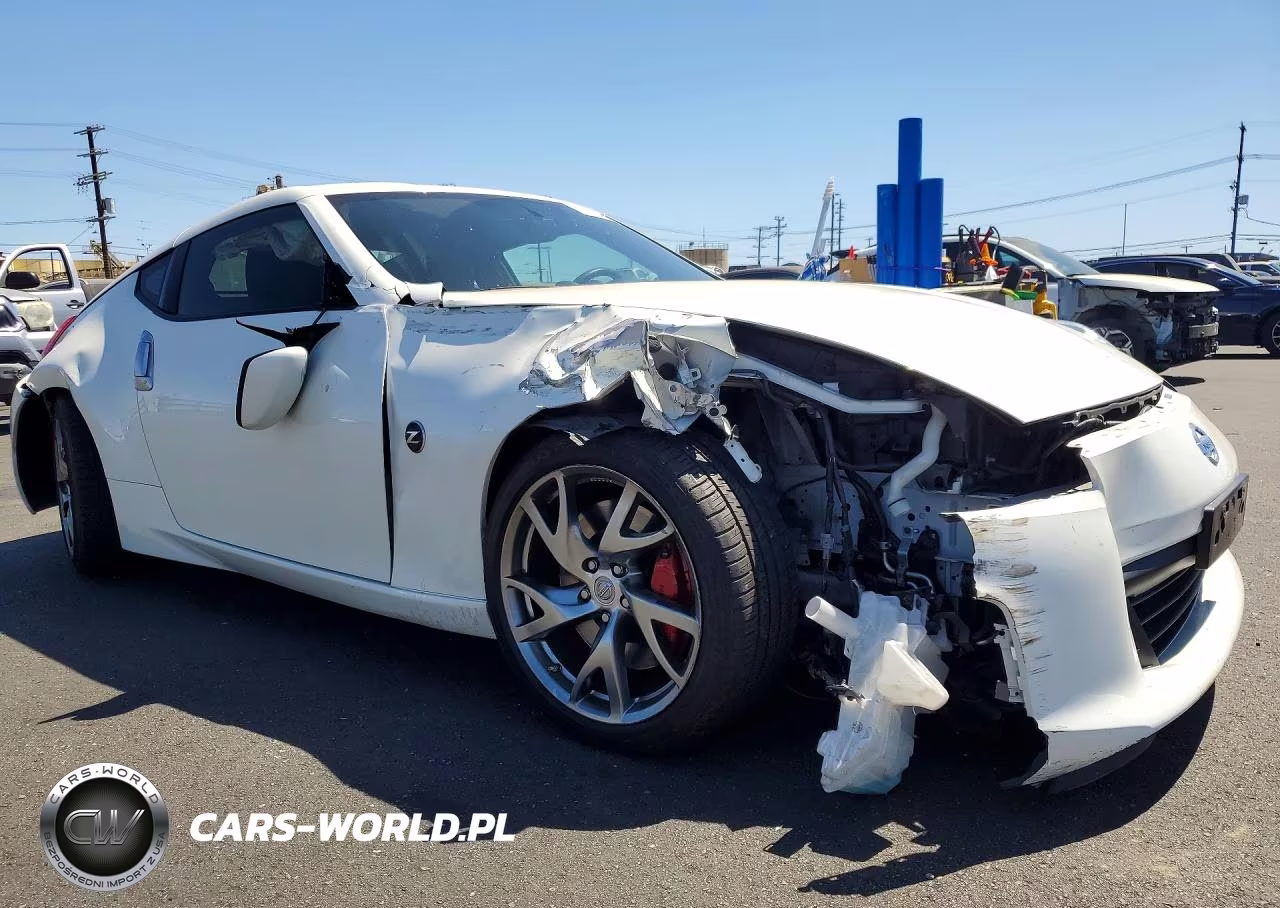 2014 Nissan 370Z Touring VIN:JN1AZ4EHXEM632331 - 4