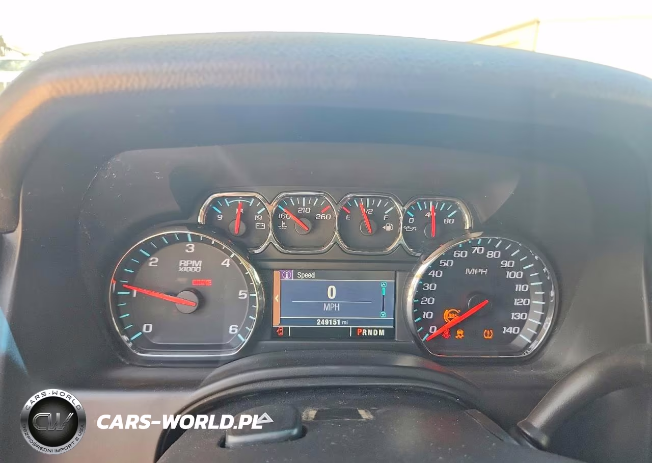 2015 Chevrolet Suburban C1500 Ls VIN:1GNSCHKC0FR250632 - 9