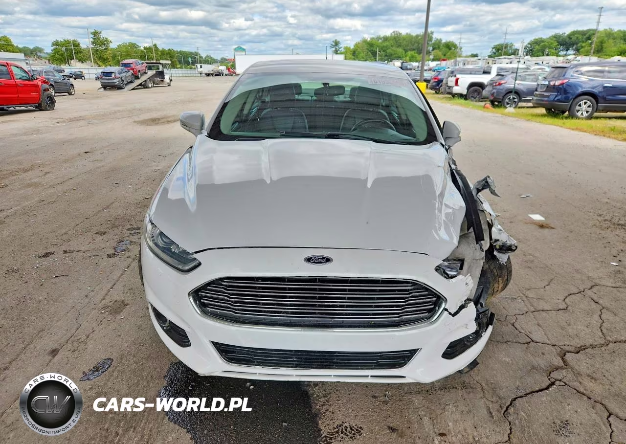 2014 Ford Fusion Titanium VIN:3FA6P0K90ER380682 - 5
