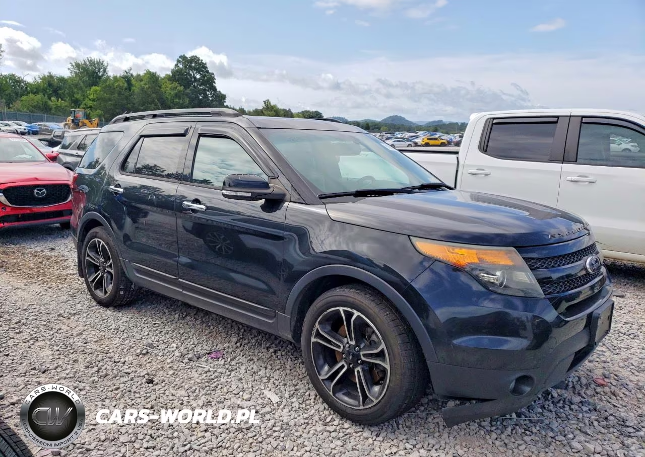 2013 Ford Explorer Sport VIN:1FM5K8GT6DGC49894 - 4