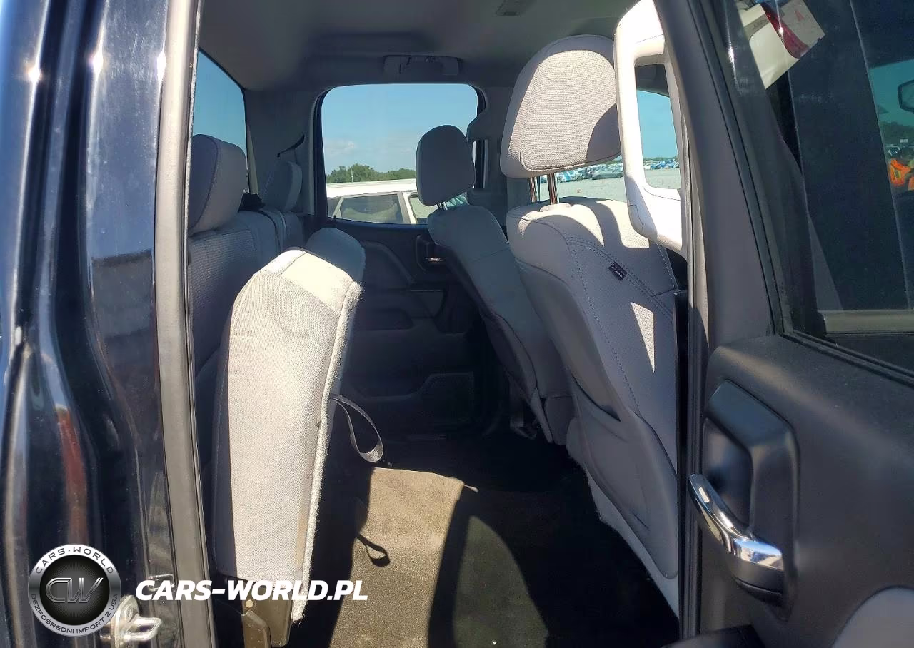 2015 Chevrolet Silverado C1500 VIN:1GCRCPEH7FZ417688 - 10