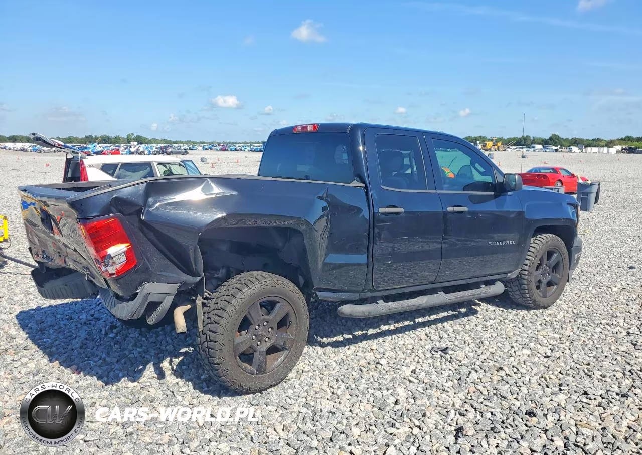 2015 Chevrolet Silverado C1500 VIN:1GCRCPEH7FZ417688 - 3