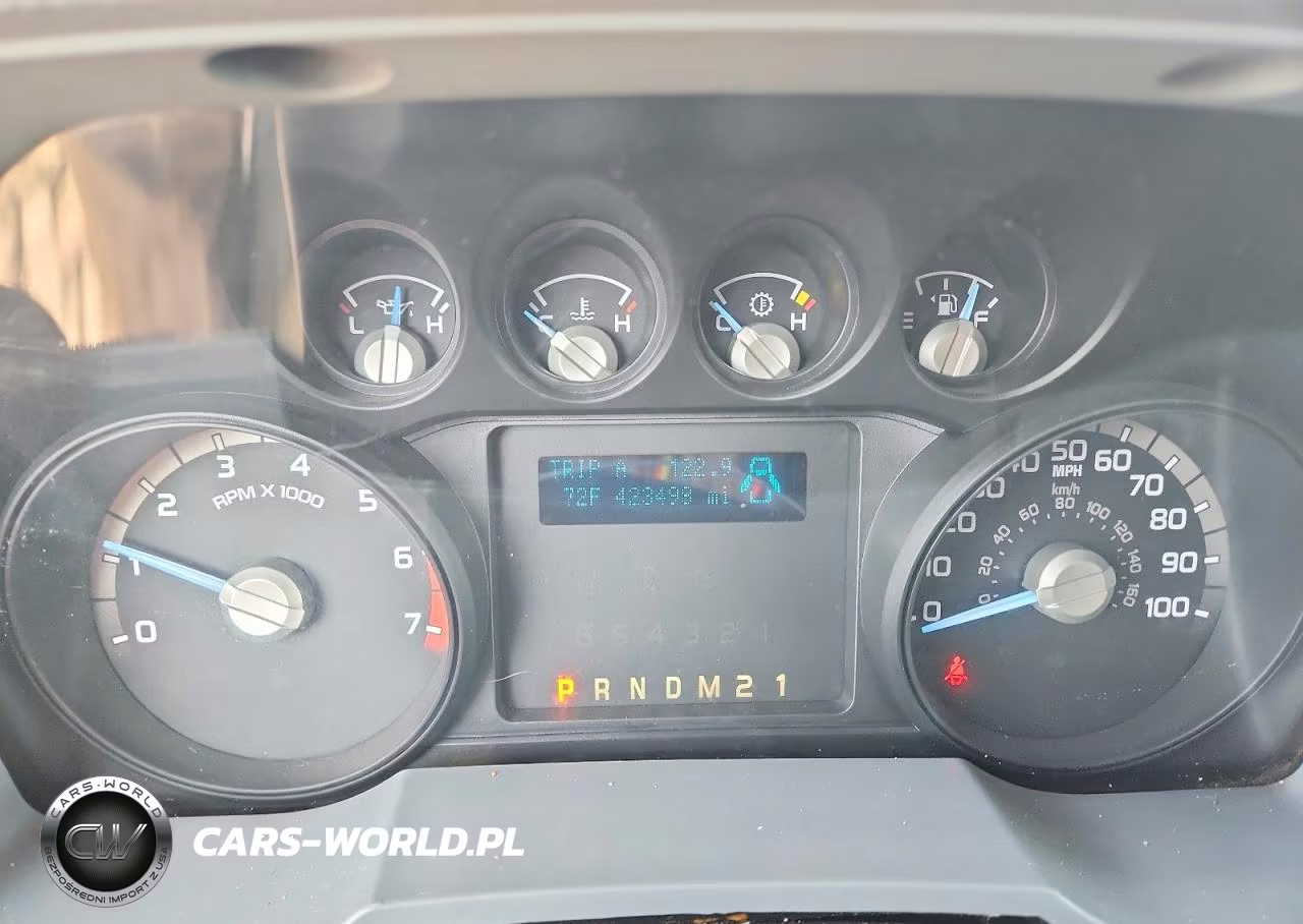 2013 Ford F250 Super Duty VIN:1FT7X2B61DEB47735 - 9