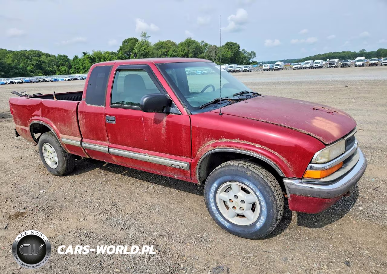 2000 Chevrolet S Truck S10 VIN:1GCDT19W0YK172700 - 4