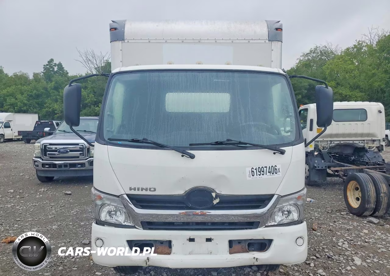 2018 Hino 195 Box Truck VIN:JHHGDM2HXJK001348 - 5