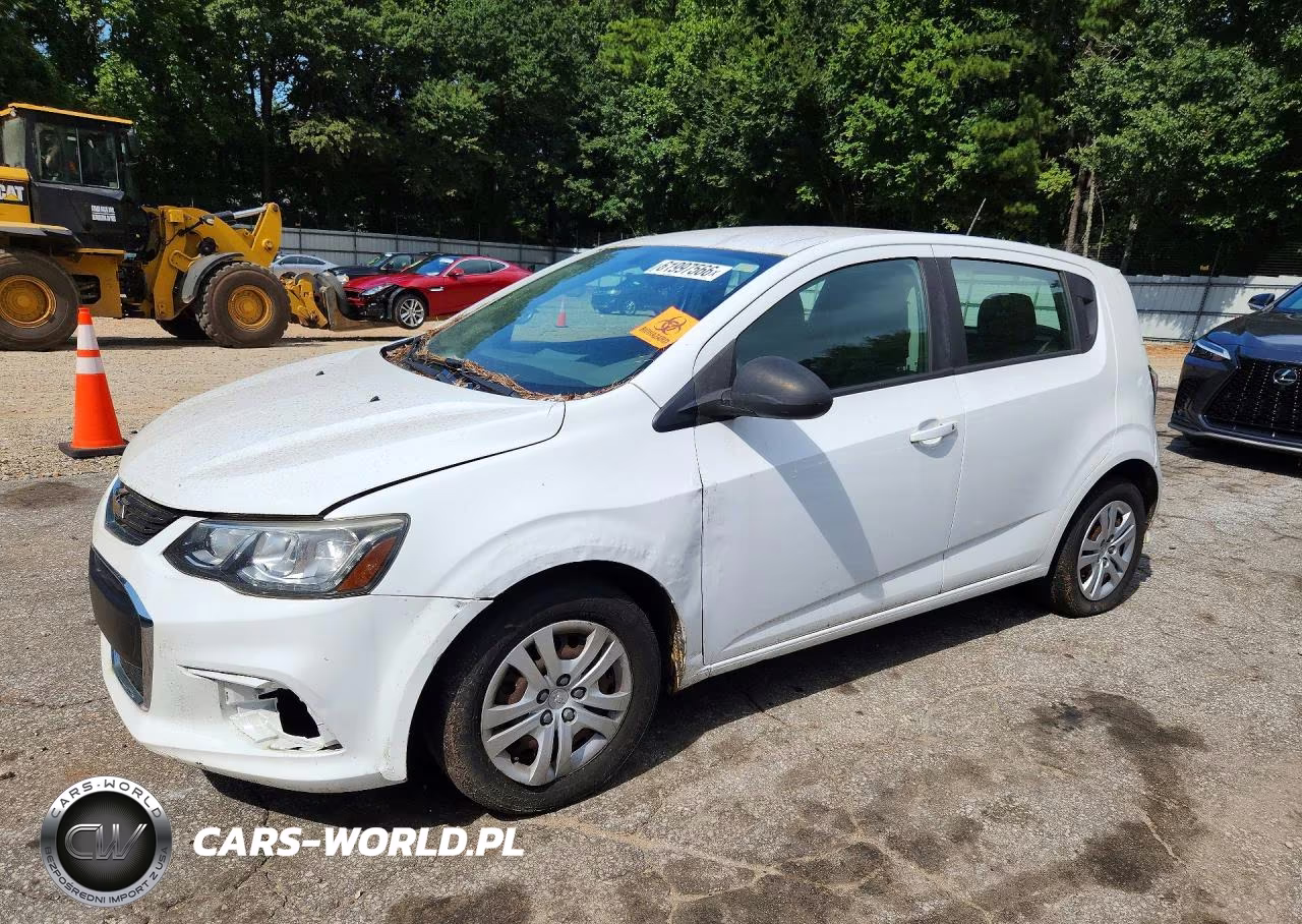 2018 Chevrolet Sonic – zdjęcie 1 z 12