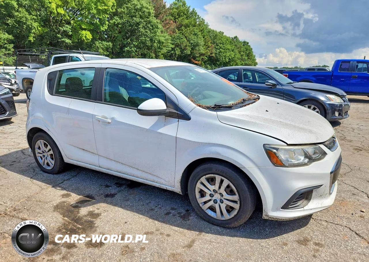 2018 Chevrolet Sonic VIN:1G1JG6SG8J4107751 - 4