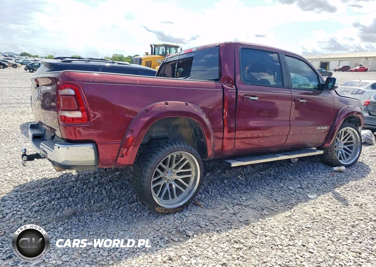 2020 Ram 1500 Laramie VIN:1C6RREJT2LN202498 - 3