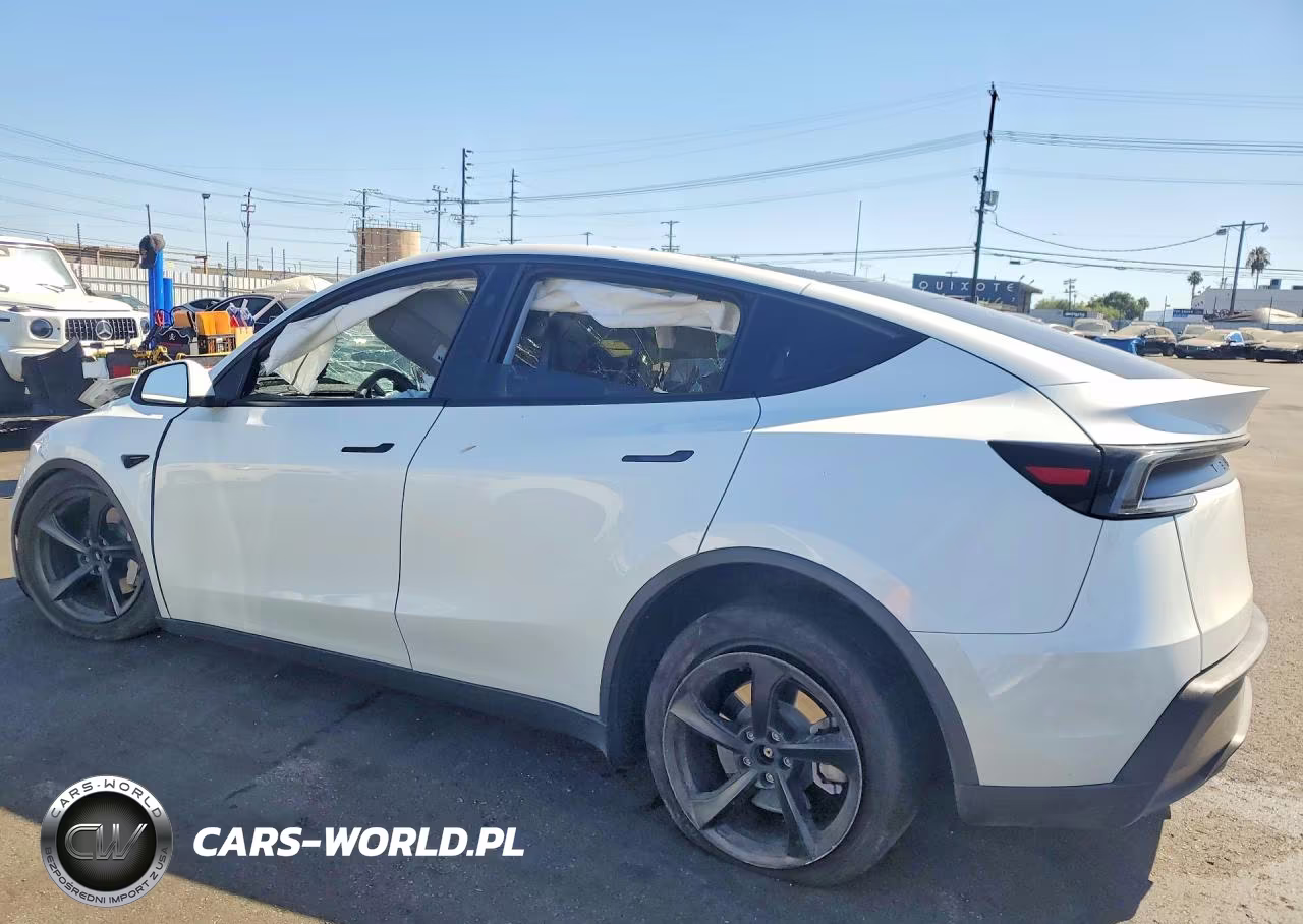2026 Tesla Model Y VIN:7SAYGDEDXTF407916 - 2
