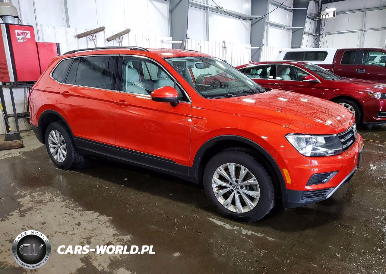 2019 Volkswagen Tiguan Se VIN:3VV2B7AXXKM108117 - 4