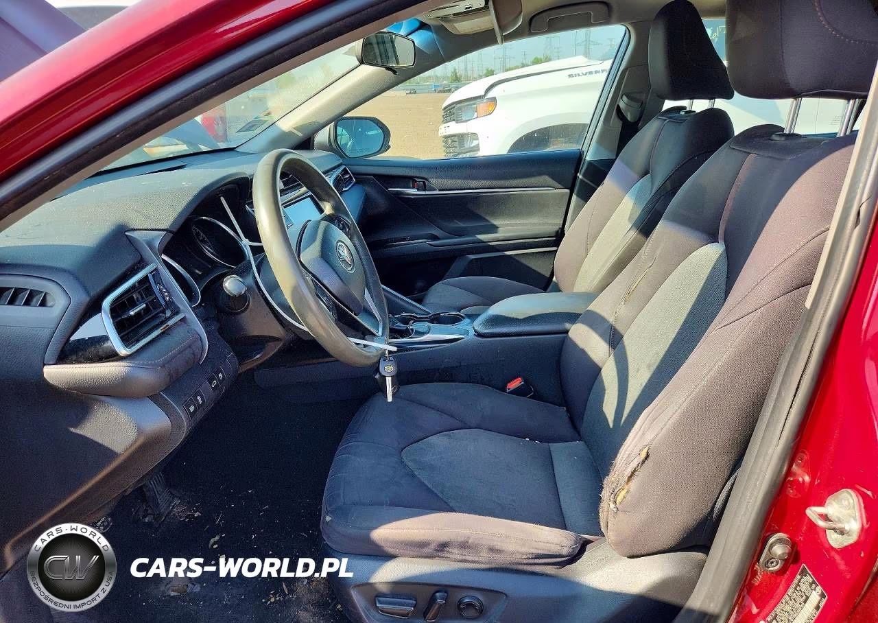 2018 Toyota Camry Le VIN:4T1B11HK9JU567038 - 7