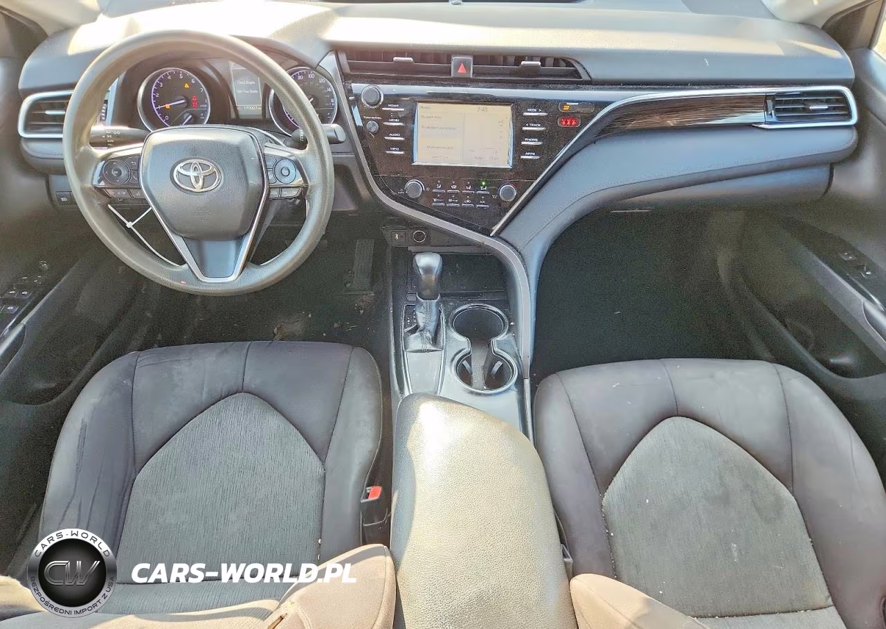 2018 Toyota Camry Le VIN:4T1B11HK9JU567038 - 8