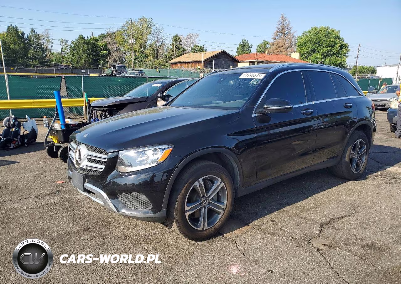 2017 Mercedes-Benz Glc 300 4Matic – zdjęcie 1 z 12