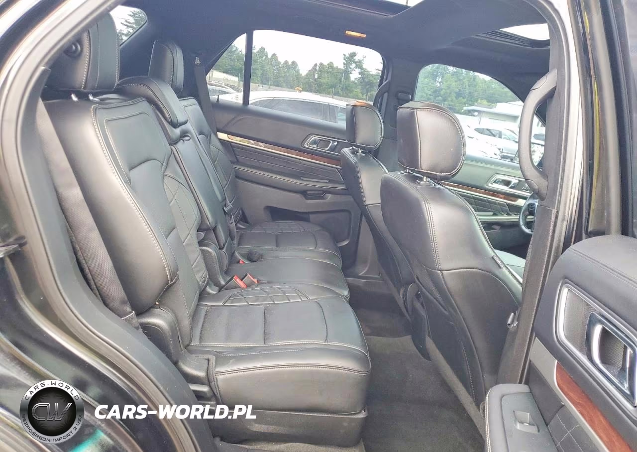 2016 Ford Explorer Platinum VIN:1FM5K8HT3GGC64503 - 11