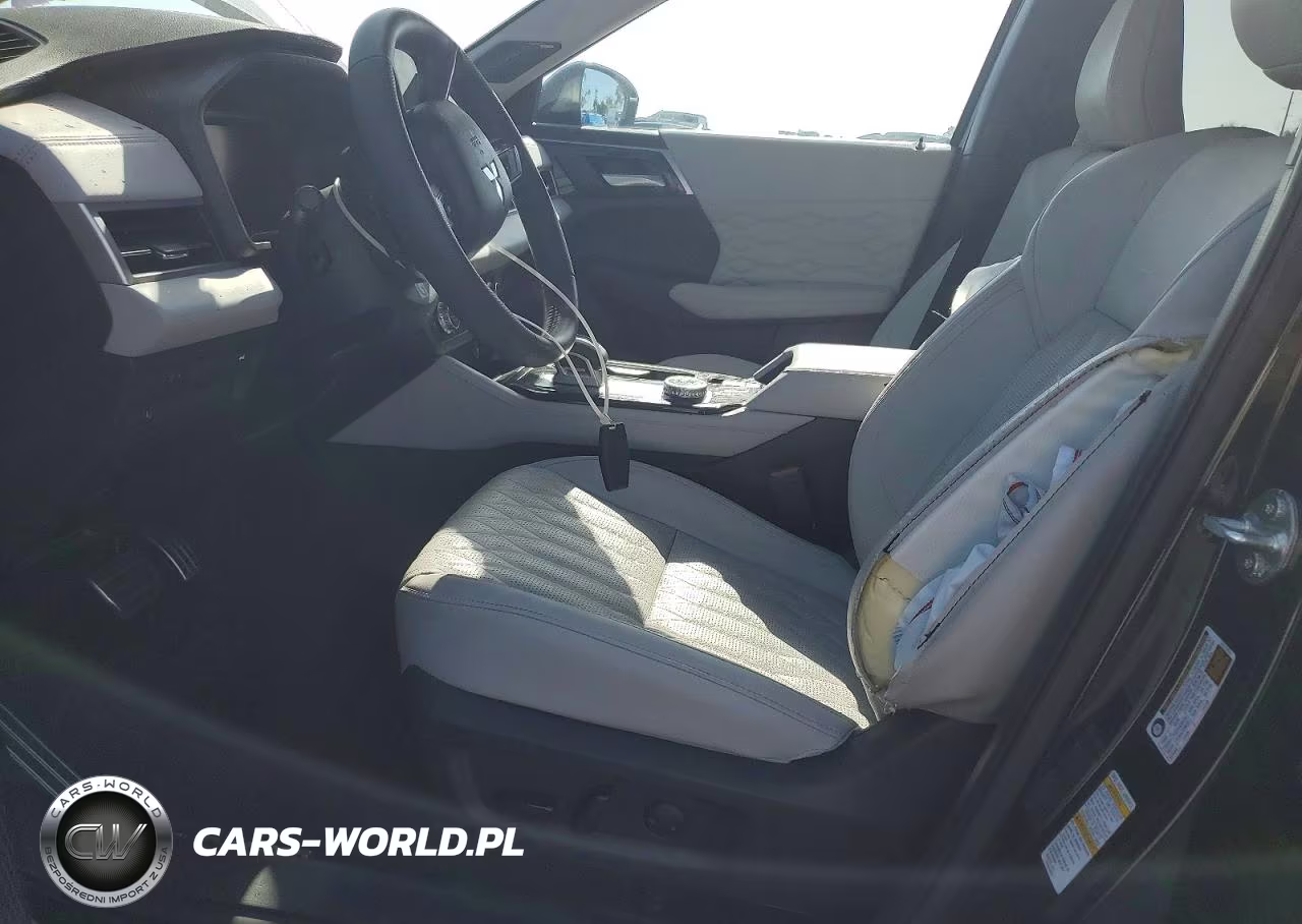 2025 Mitsubishi Outlander Sel VIN:JA4J4WA8XSZ025688 - 7