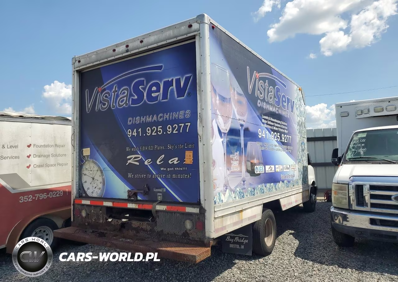 2015 Chevrolet Express Box Truck VIN:1GB3G3CG9F1100639 - 3