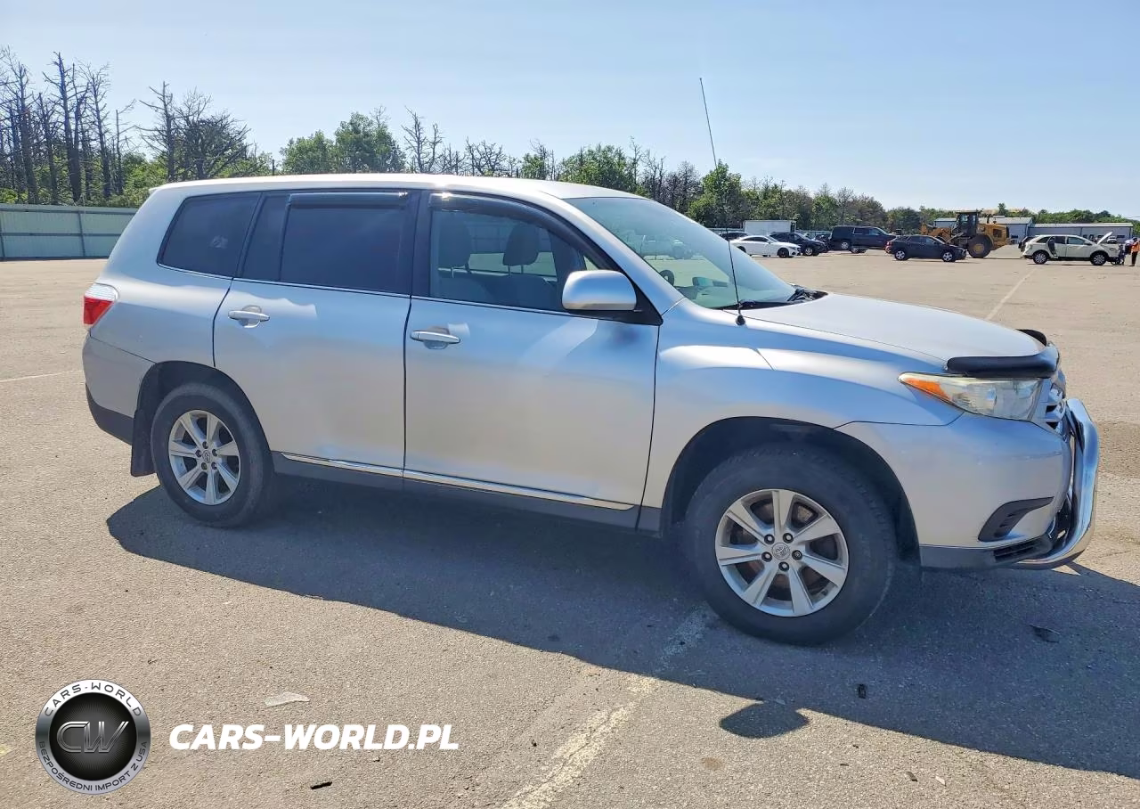 2011 Toyota Highlander Base VIN:5TDBK3EH3BS058638 - 4
